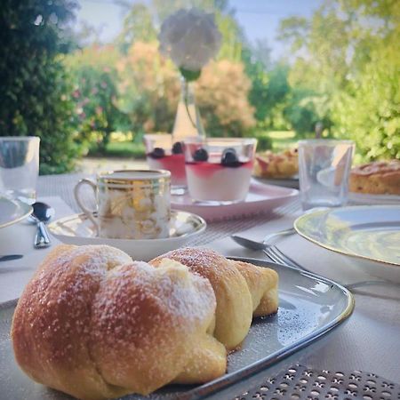 פארמה B&B Podere Merlo מראה חיצוני תמונה